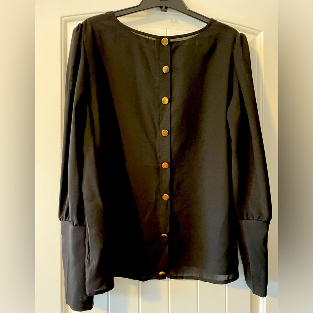 NWOT 5$ ADD ON! SHEIN blouse with gold buttons